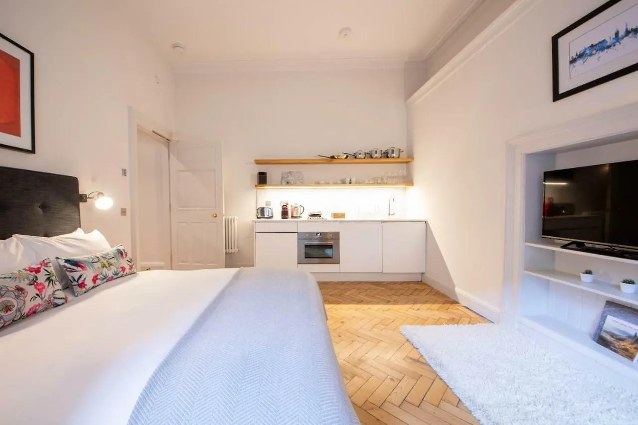 Linton Collection - The West Wing Apartment Edinburgh