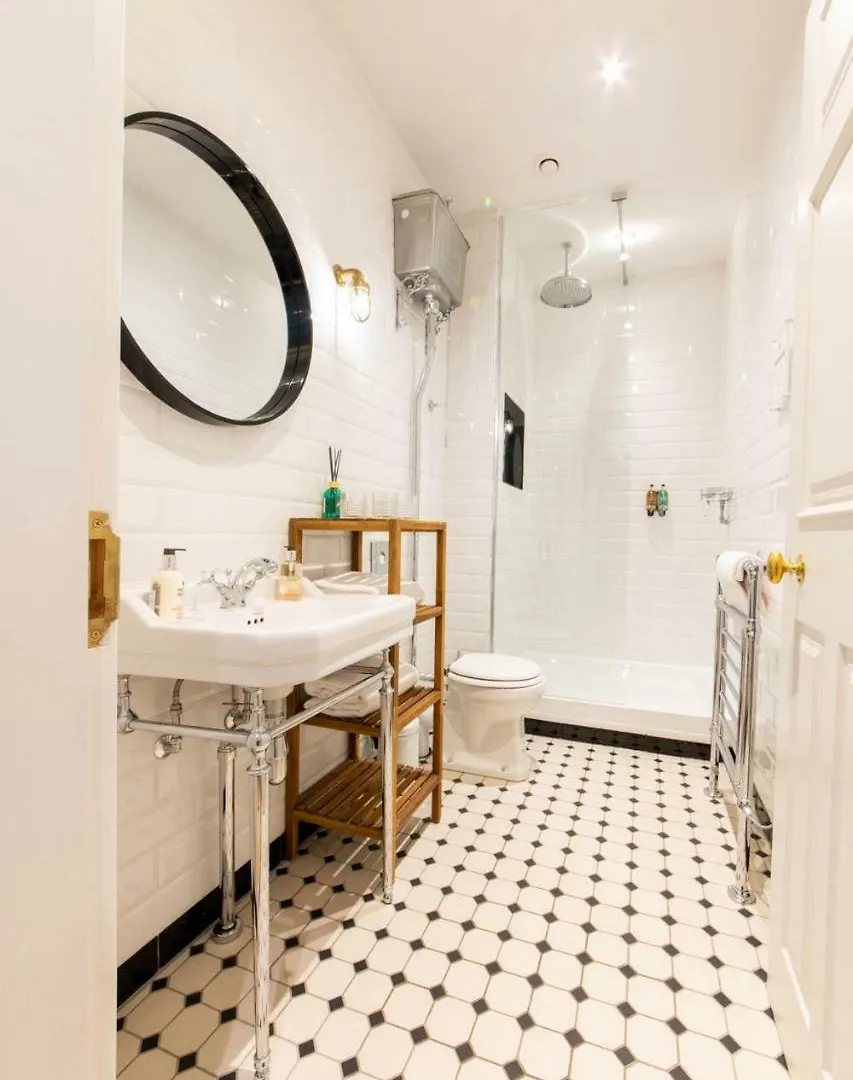 Linton Collection - The West Wing Apartman Edinburgh